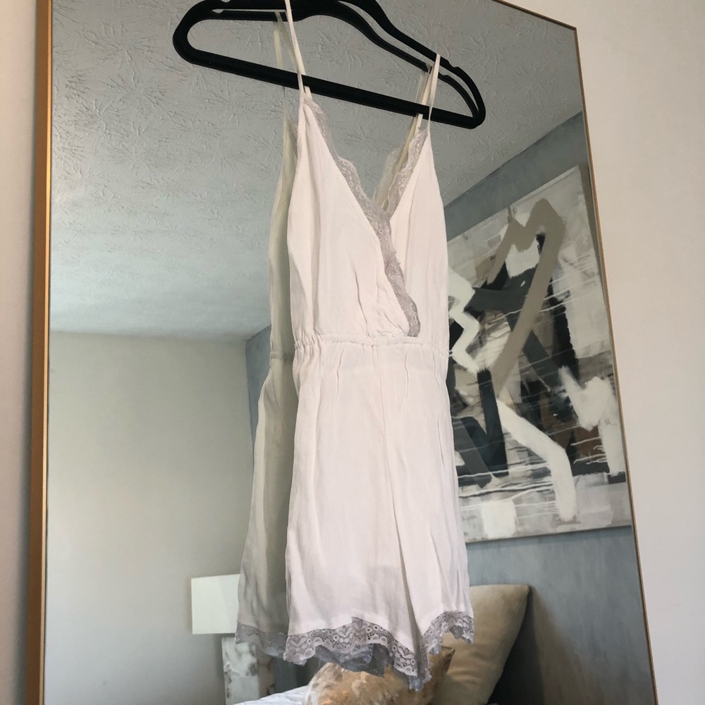 Tularosa romper like new!